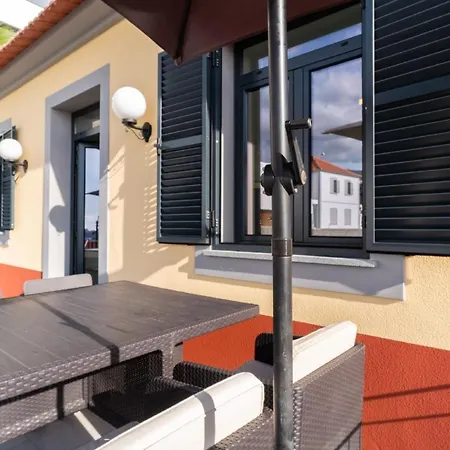 Ferienwohnung Fuer 4 Personen Ca 80 Qm In Funchal, Madeira Und Umgebung